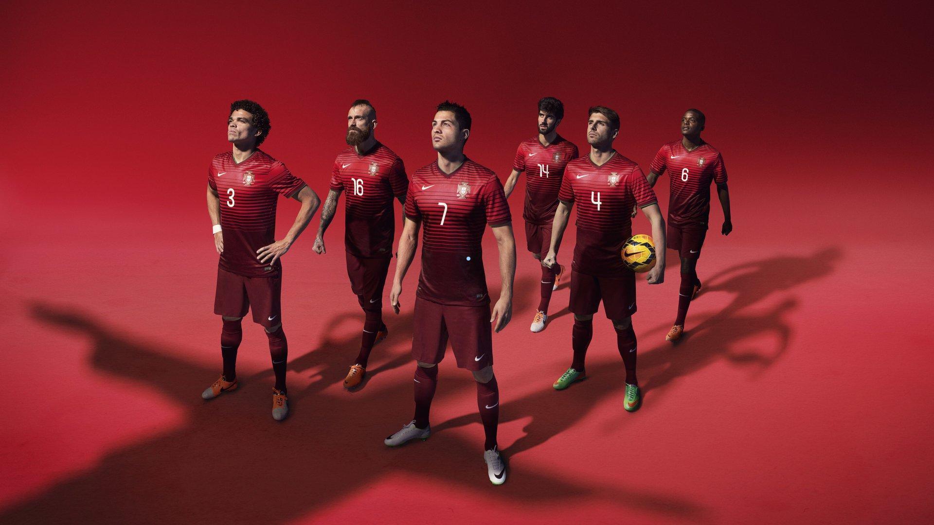 西超杯卫冕战巴萨凯旋，坎塞洛回归助推多线争冠全面提速