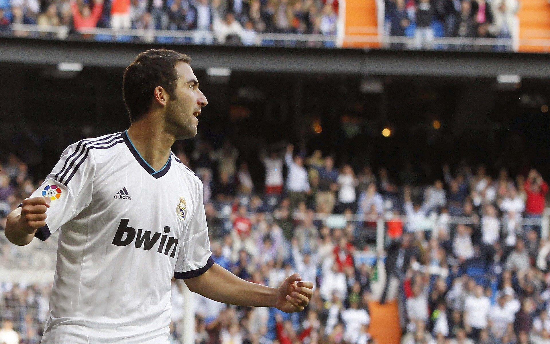 亿元先生持续低迷，小蜘蛛五场颗粒无收，格列兹曼天外飞仙定乾坤—马竞1-0险胜拉科鲁尼亚晋级八强