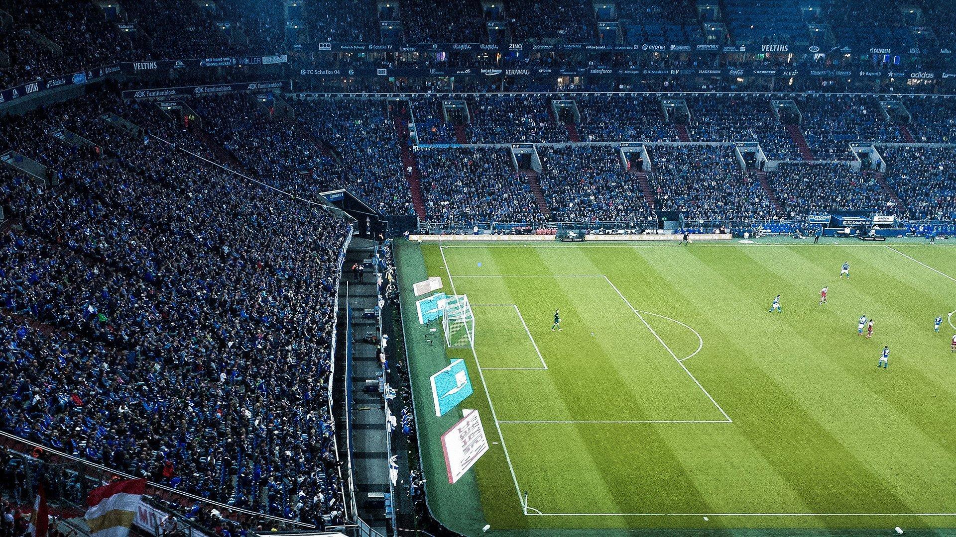 剑南春冠名加泰德比，巴萨2-0完胜西班牙人，奥尔莫莱万破门，加西亚神扑引喝彩